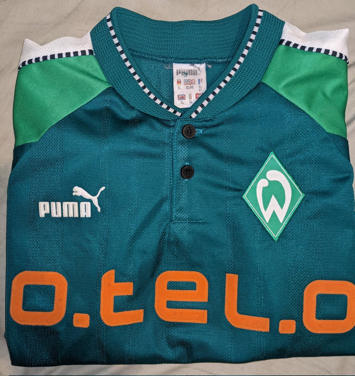 New arrival today courtesy of <a href="/DjmKits/">DJMFootballKits ⚽️</a> one of my faves I've been after. Thank you! 😊