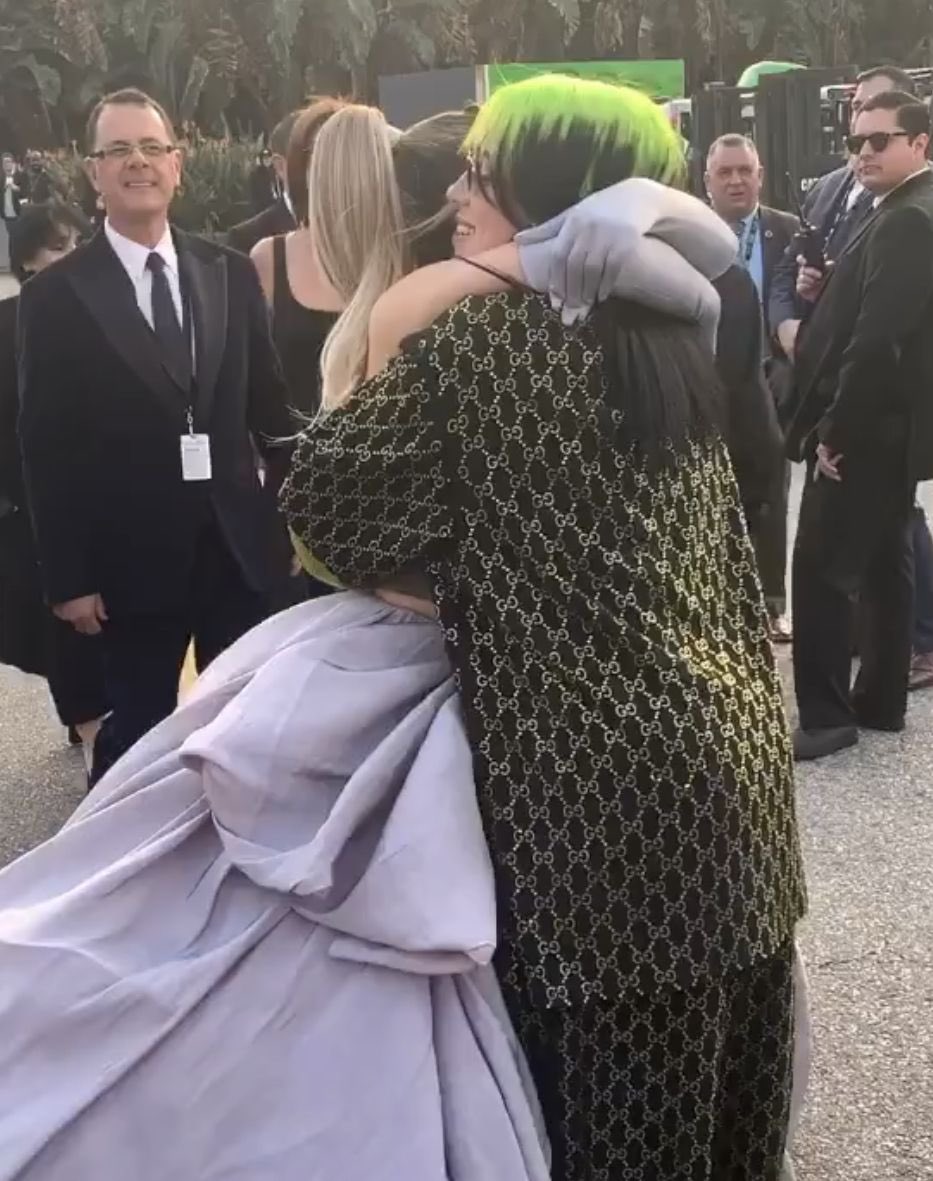 Pasty_Kween's tweet photo. When drag performers have different aesthetics but are still besties… https://t.co/vWK8Ns3NDF