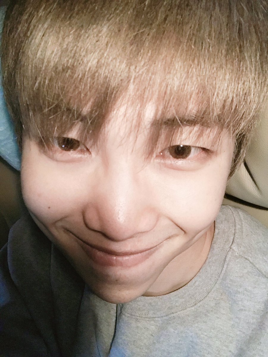 vEEGWP66VJ98hwX's tweet photo. ナムちゃん💜
おめでとう🎉
いつもありがとう❤️
#10000DaysWithNamjoon #10000DaysWithRM
#남준_태어난지_10000일
@BTS_twt https://t.co/8mvV6Z7in8