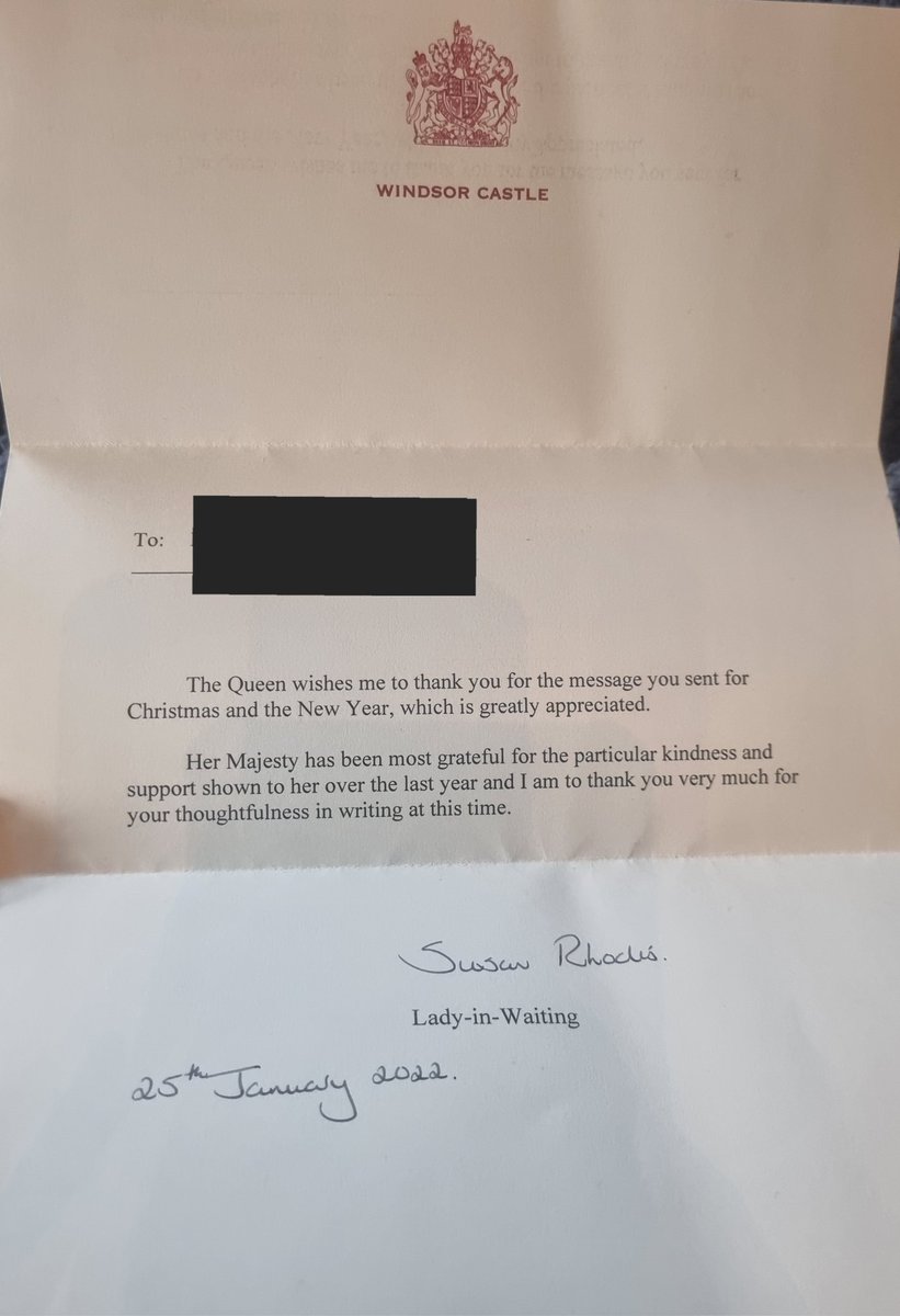RT @Sapphireblues3: Had this lovely letter through the post this morning on behalf of Her Majesty ❤️ 
#TheQueen https://t.co/ePekHSP3uQ