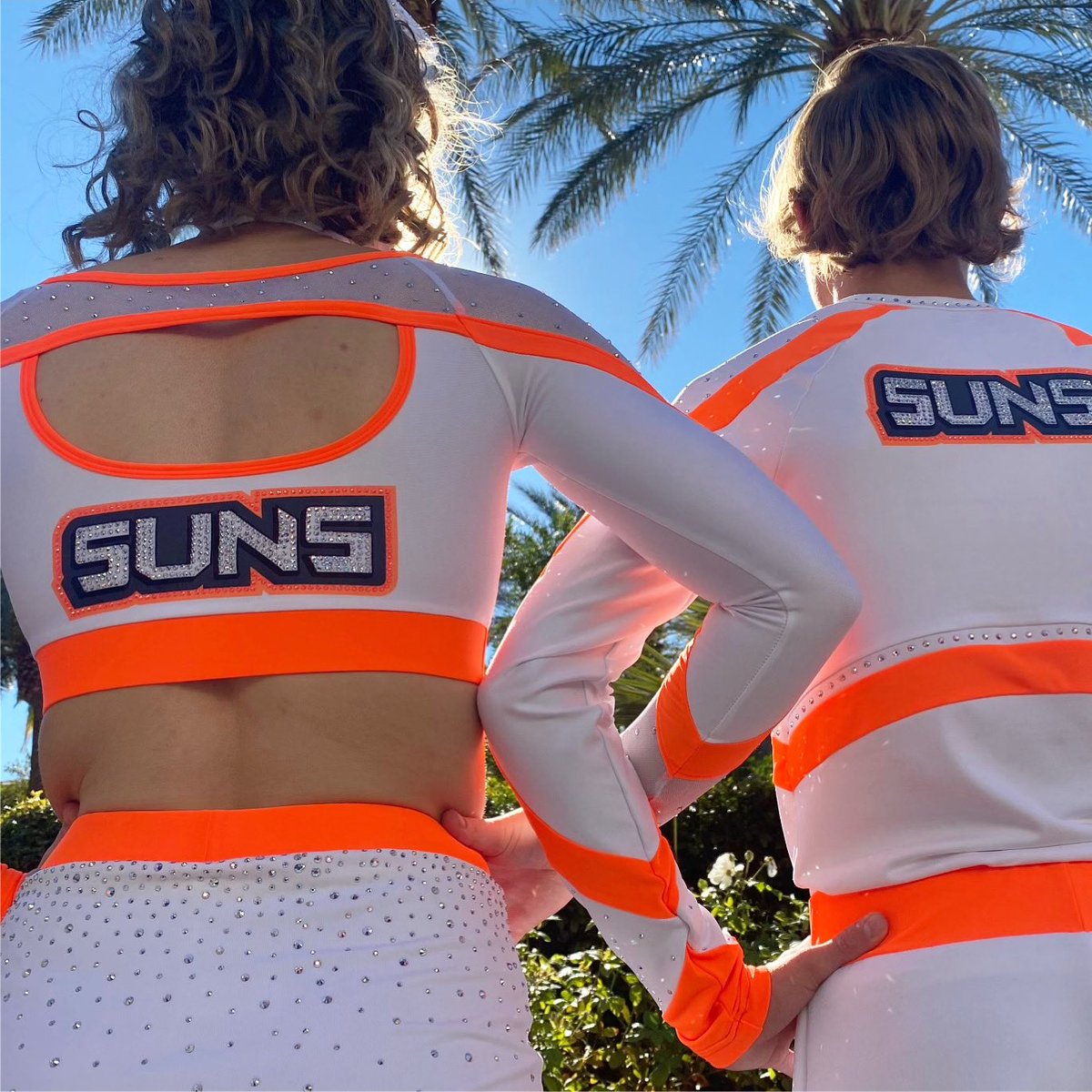 ca_denverco's tweet photo. We’re looking up to some sunny skies ahead. The countdown is on for another sun-packed competition weekend!
☀️ @ccseclipse ➡️ ATC in Bellevue, WA
☀️ CO teams ➡️ @cheermatch 

#TowelsUp #ProudToBeASun #CheerCentral #LetsGoSuns https://t.co/zfryqzb815