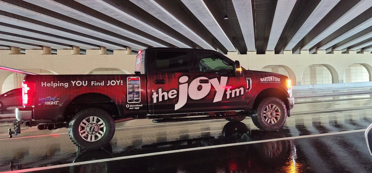 WB4Him's tweet photo. Listening to Joy Worship after work this brought a smile to my face! @thejoyfm https://t.co/hZoPo6oUtO