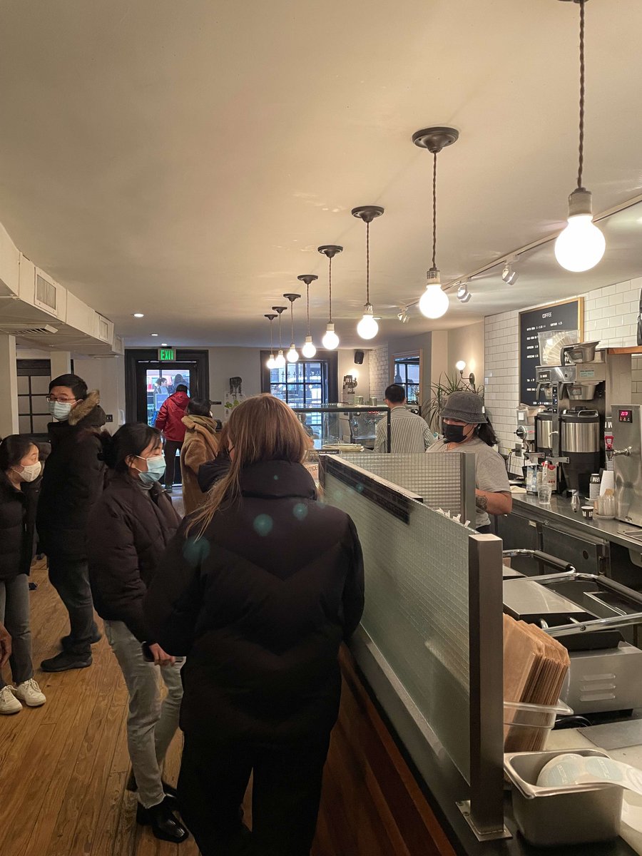 superlocalmaps's tweet photo. Scenes from around the world on Superlocal 1/27/2022: Getting ready for Chinese New Year in Hong Kong, Studying in Italy, Coffee at Irving Farm New York, and a cafe in Lisbon! https://t.co/DuqhK6Q7jc