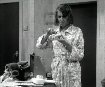 Corriepedia's tweet photo. On this day in 1971: Valerie Barlow is electrocuted by a faulty plug in her home and killed instantly. while Ken and the other residents wait for her at the Barlows farewell party in the Rovers https://t.co/17QuN0hp2M https://t.co/m4D2wrQSCk