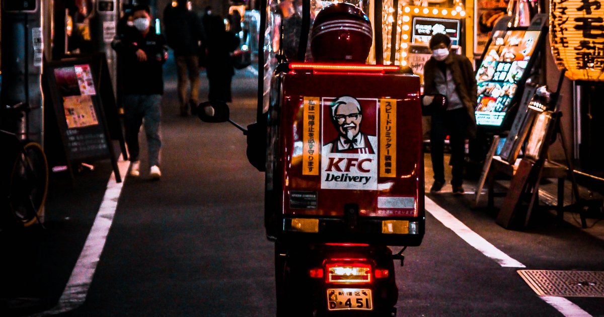 RiderDome's tweet photo. #FunFact

There are advantages to food #delivery services, here are four:

1. Simple and convenient 
2. Make up for reduced foot traffic
3. Low operating costs 
4. Operations around the clock

Which company has recently delivered your food? Let us know below. 

#scooter #motor https://t.co/S6FxYq3SPl
