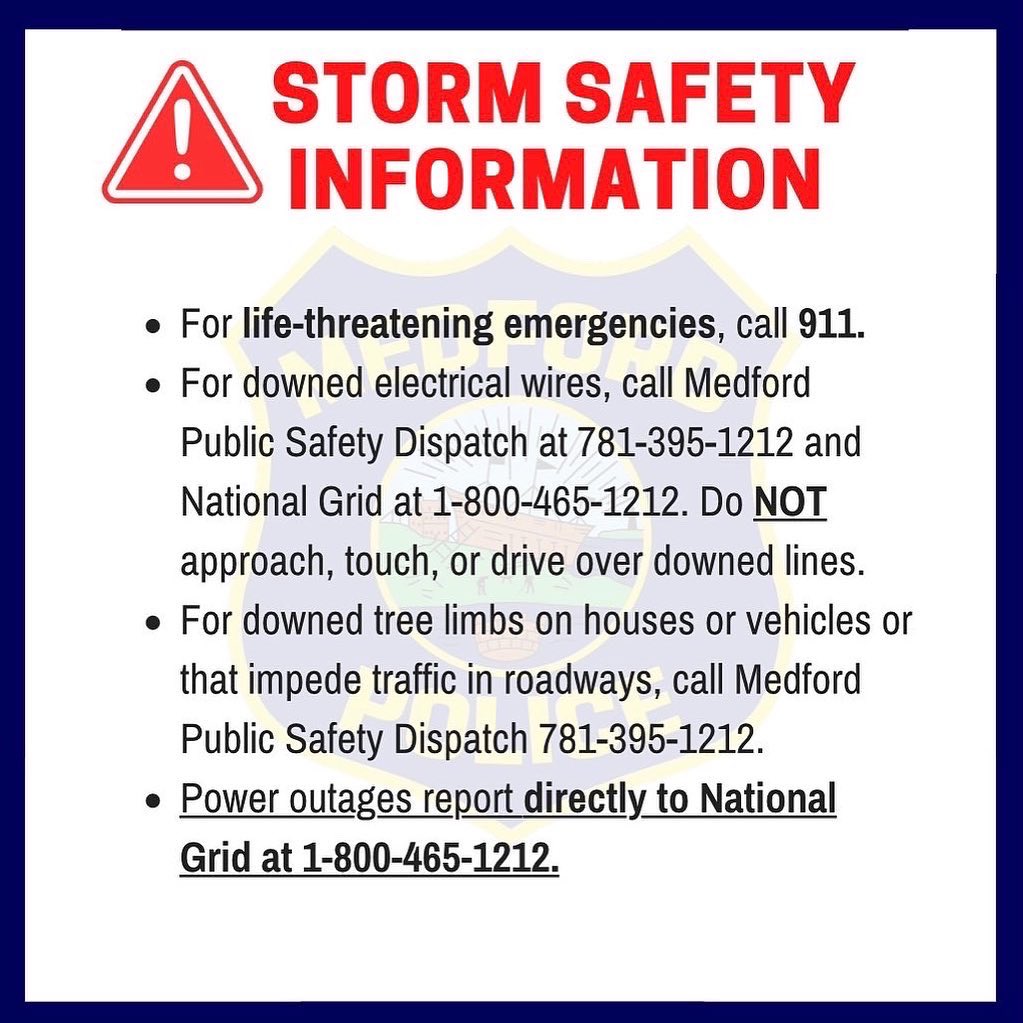 MedfordPolice's tweet photo. ⚠️ #WeatherAdvisory: Jan 28-29
Significant snow fall is expected Friday night into Saturday. We could see up to a foot of snow or more, along with strong winds. They are predicting travel to be “nearly impossible” at times. Please plan ahead. #MAsnow https://t.co/u5Qp9elgI8