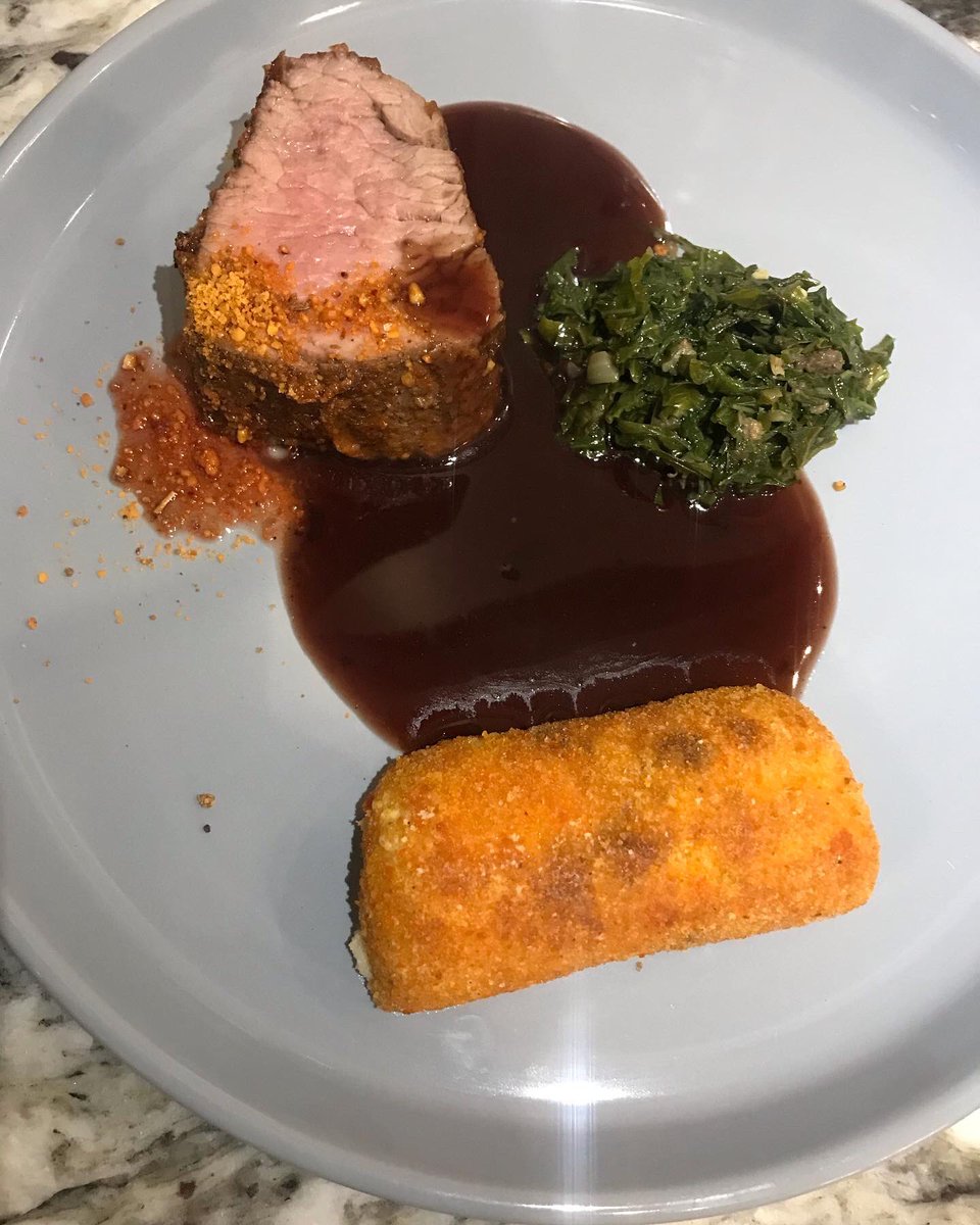 deankarrachef's tweet photo. Sadza ne nyama ! Suya beef fillet, tsvuragudo and sour milk cake with bone marrow tsunga and chimufa ndichimuka jus #modernzimbabwean #foodblesser #privatechef https://t.co/2W02LCgvJ2