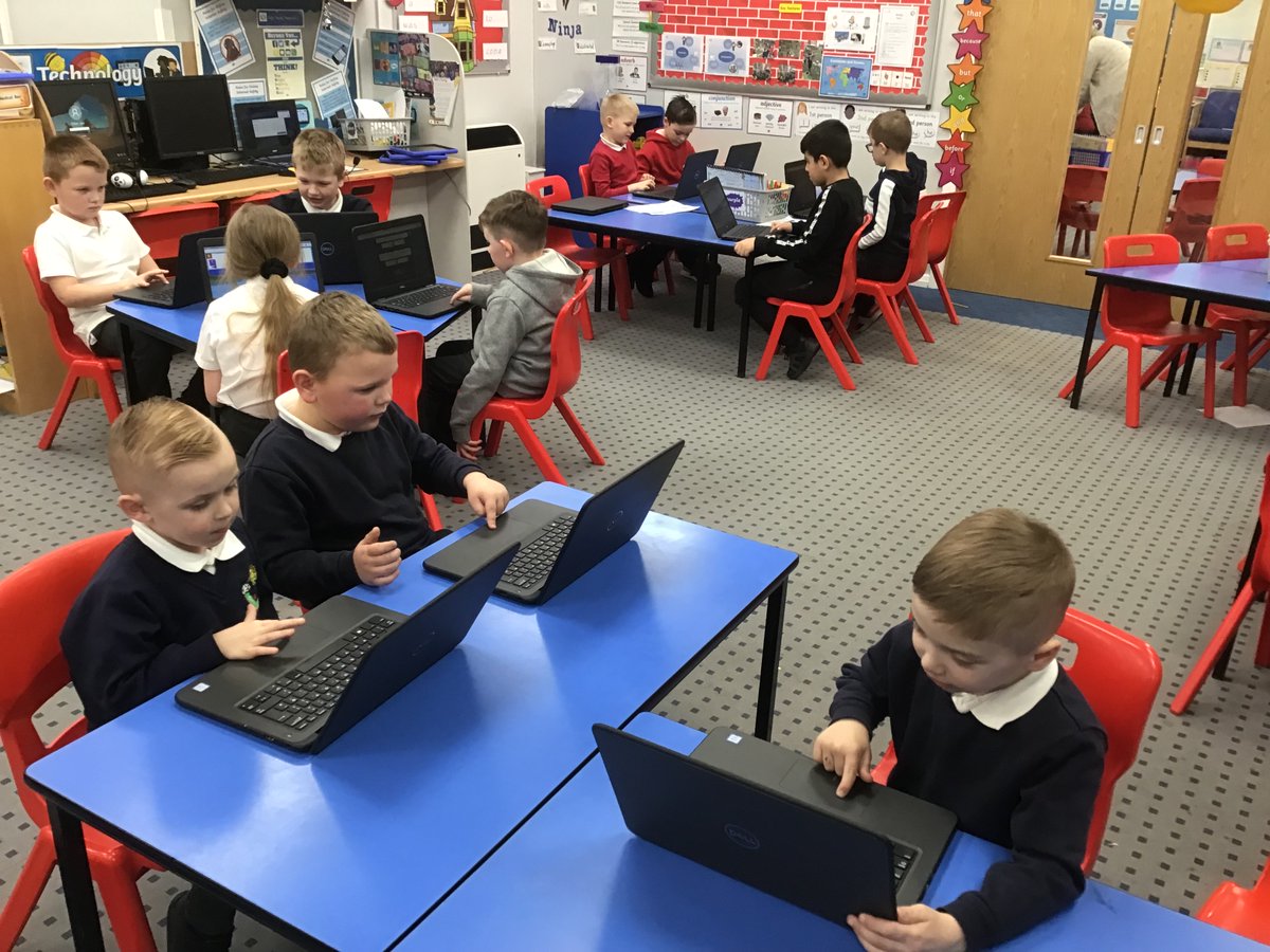 easterside_a's tweet photo. KS1 computing club. This week the children are building confidence logging in to the laptops. Then expanding their skills on Sumdog. #EastersideComputing #EastersideEnrichments https://t.co/jYPjGn7YMF