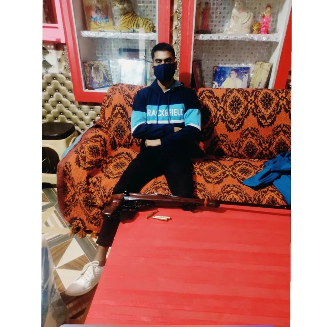 imsushant_17's tweet photo. Jindagi me agar shan se jeena hai to riska to lena padega.💪💪
#Power #Twitter #India #myhouse
#jiddi #swag https://t.co/kLBpNcnzlk