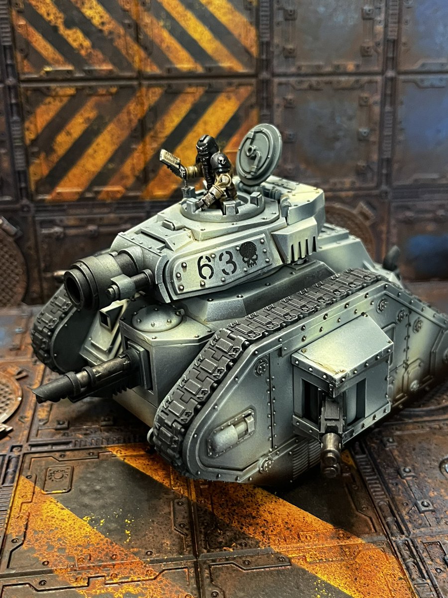 AsgardWargames's tweet photo. Roll out! It’s #hobbythursday here at Asgard and I’ve pumped out a pair of #LemanRussTanks to support my tank commander and the #ArmageddonSteelLegion #warmongers #warhammercommunity #astramilitarum #imperialguard #warhammer40k https://t.co/zFo3AcecDv