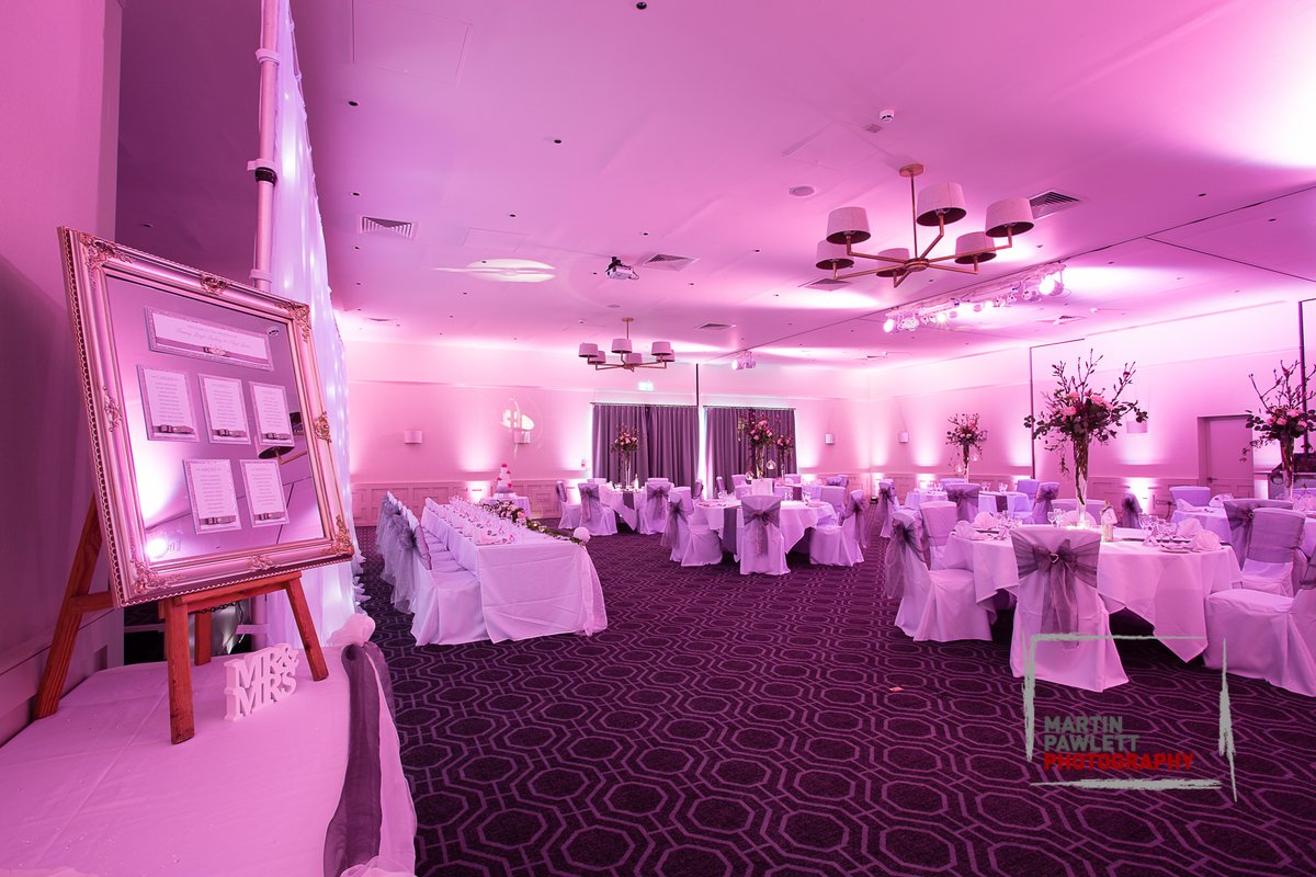 Love how much of a difference the uplighters can make to a venue! Love the pink look 💗

If you would like a quote please call 0330 122 4321 or email sales@hipswing.co.uk