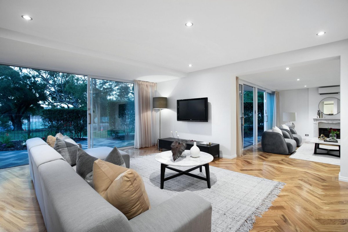 HornwellNetwork's tweet image. Spectacular Light-Filled Riverfront Residence
Click here for see more: bit.ly/3IHeIG2
#AUSTRALIA #CLAREMONT #HORNWELL