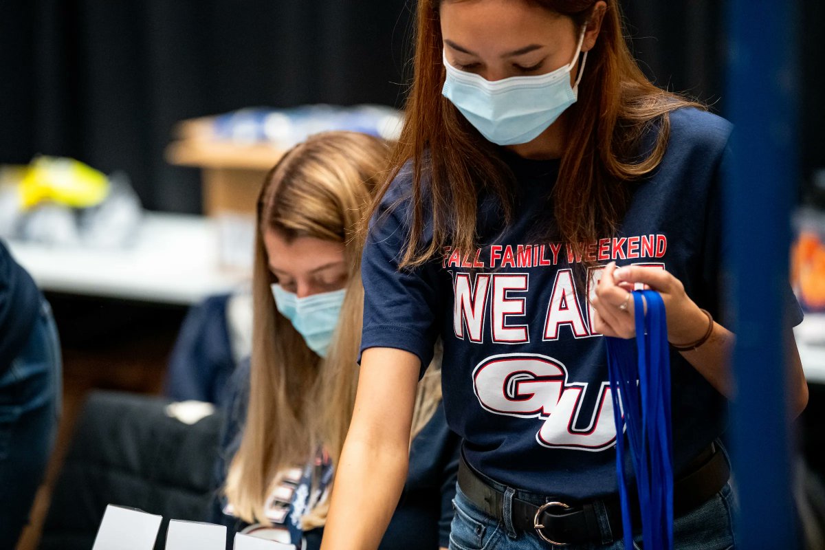 ZagFirstYear's tweet image. LAST DAY TO APPLY! We are hiring two paid event coordinators to join our core team to help plan and assist with new student and parent and family orientation and family weekend. The link to apply and to more information is in our bio. Let us know if you have any questions.