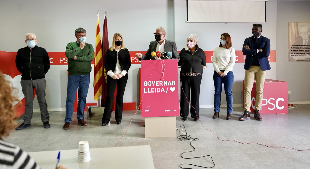lleidapsc's tweet photo. 🗣️@flarrosa: “L’experiment Pueyo a la ciutat de Lleida ha fracassat”
➡️El PSC havia obtingut el compromís de 13 regidors, més suports que els que té l'alcalde.
✅Estem a disposició de la ciutadania per col·laborar i sumar.
🔗https://t.co/moLjtSVXqw
#PSC/❤️ #GovernarLleida🌹 https://t.co/lcWk7Zl9bA