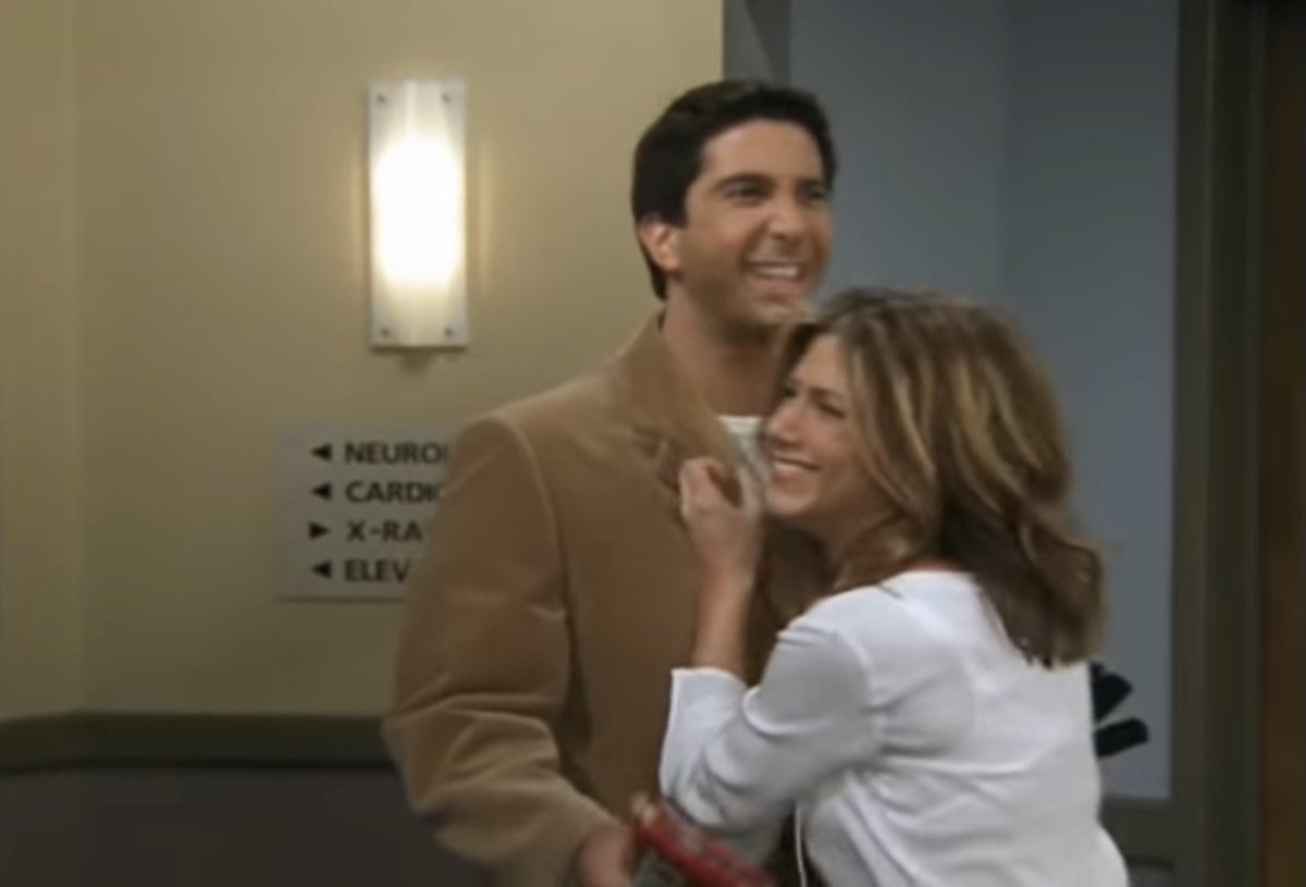 peytonsrachel's tweet photo. david schwimmer and jennifer aniston, bloopers through the years 🥰 https://t.co/0Eyg3jA65Q
