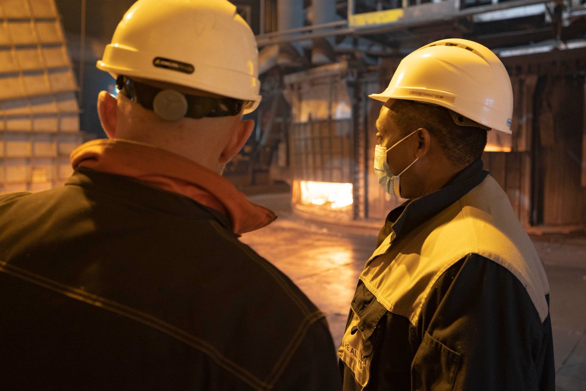 LuNa_Smelter's tweet photo. Today, professor Anastase Shyaka, the Ambassador of Rwanda to Poland, have visited Re Alloys, producer of ferroalloys. Re Alloys and LuNa Smelter are the key metallurgical assets in the Luma Holding Group.
#lumaholding #realloys https://t.co/dSvm8AmH3K