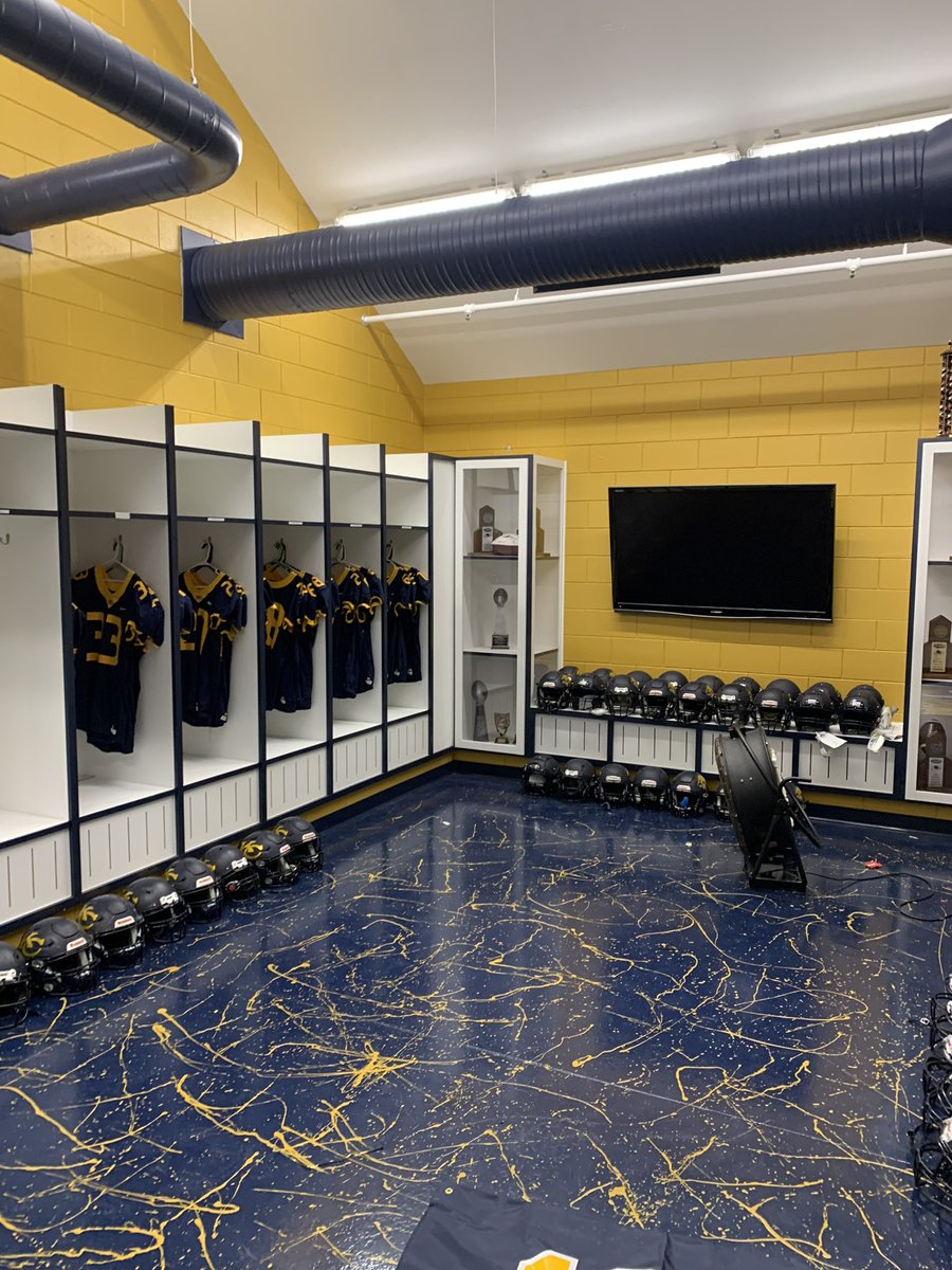 Newly Renovated Locker Room @ KC!! Turf Field coming in March! It’s a GREAT time to be a 🐆!! 🔷🟡🔷