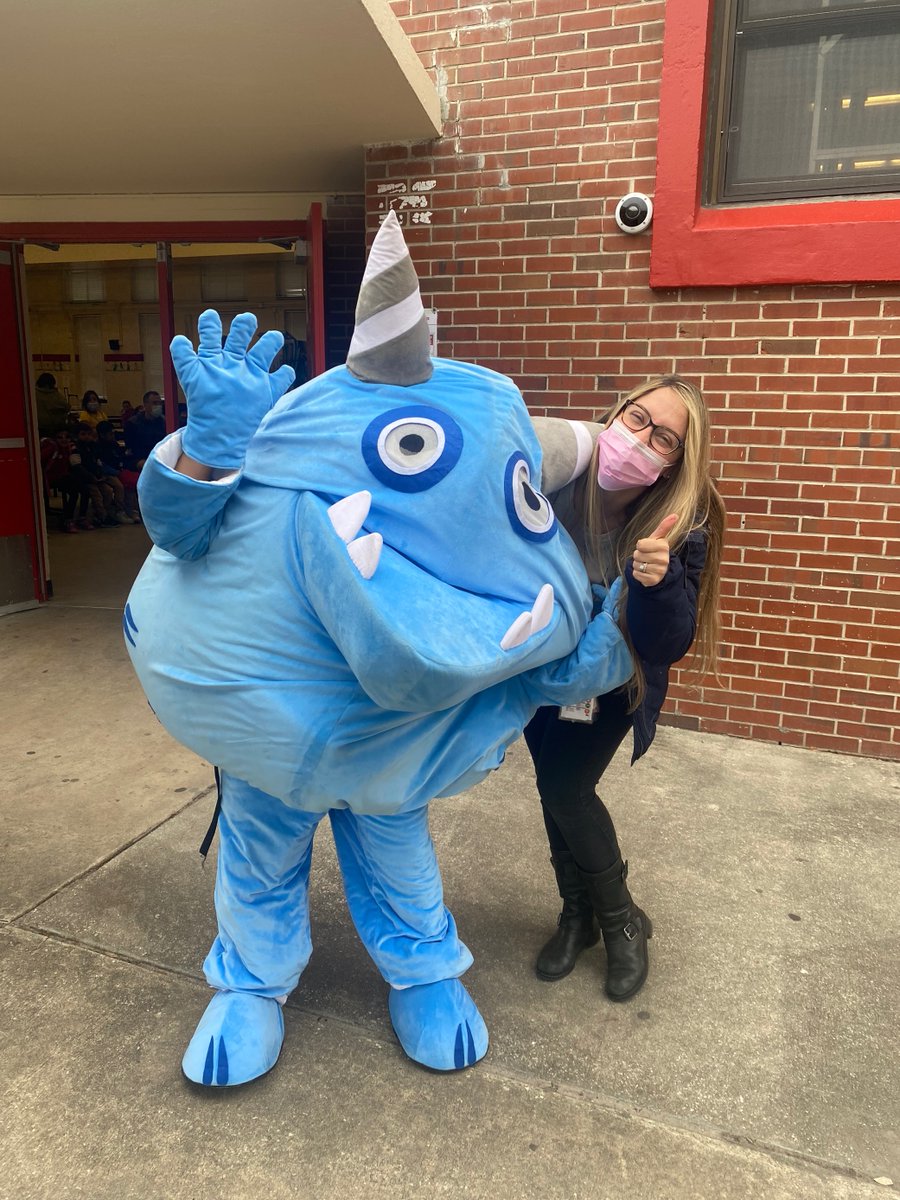 SanJosePandas's tweet photo. Snarg, a friend from iReady, visited our school and gifted our K-2nd grade students who reached their Winter goals some yummy pizza! #PandaSuccess #todayatsje 
@CurriculumAssoc @DuvalSchools https://t.co/M0J8o9eGRR