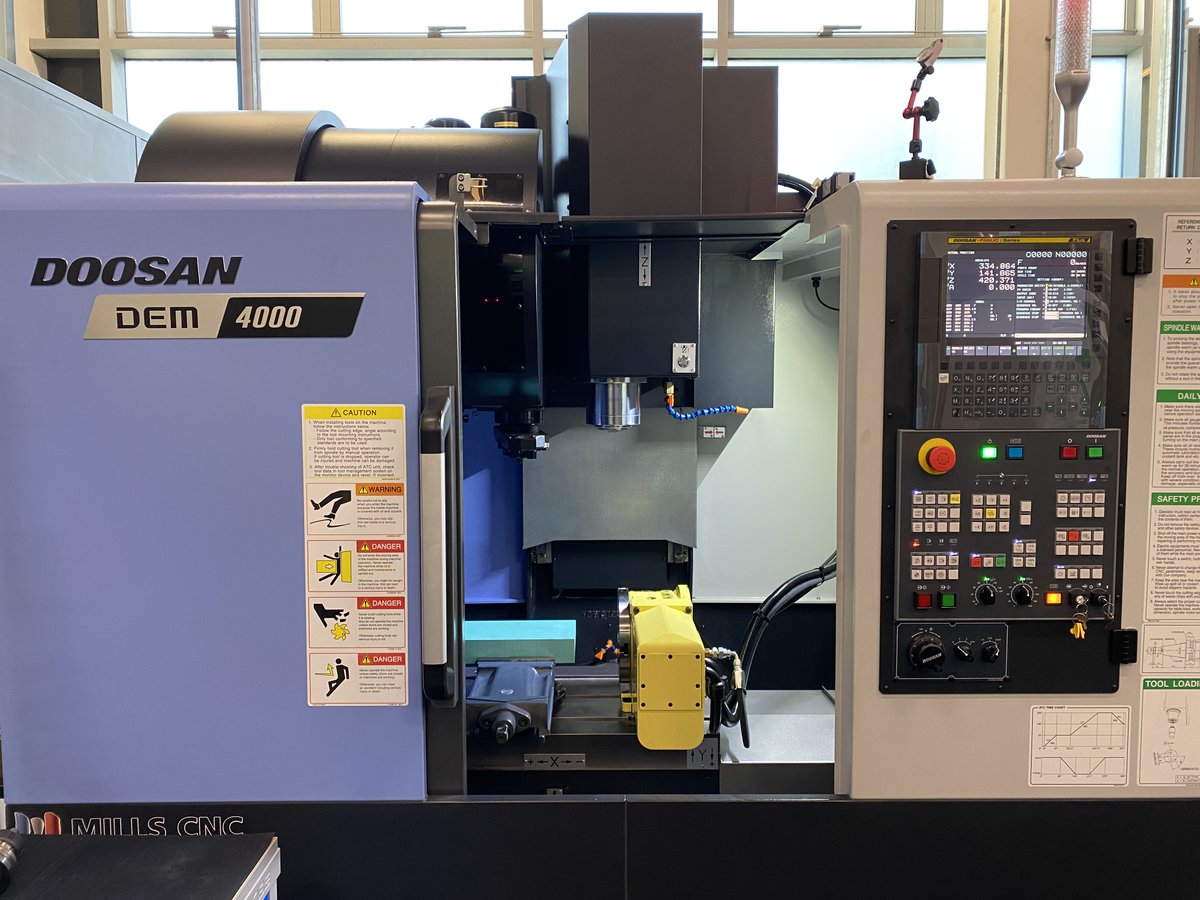 AytonStephen's tweet photo. @fifecollege Many thanks to Gavin from Mills CNC for the CPD session today on our fantastic 4x new Doosan DEM4000 CNC Milling Machines, we’re looking forward to using these with our Modern Apprentices very soon! @1KayleighFerg @MillsCNC https://t.co/oUCG8F31DJ