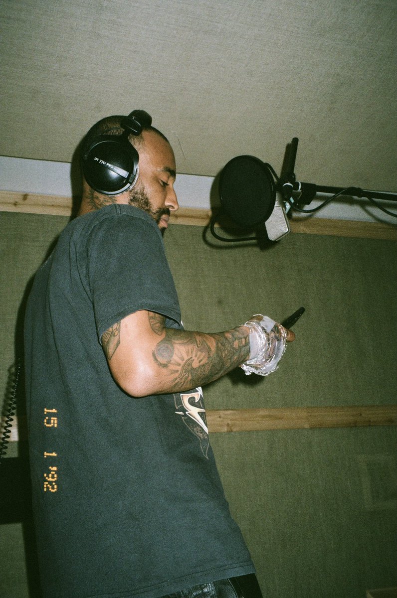 itsDouglassss's tweet photo. better than ever 🖤🔜 https://t.co/X4fW9FrMt3
