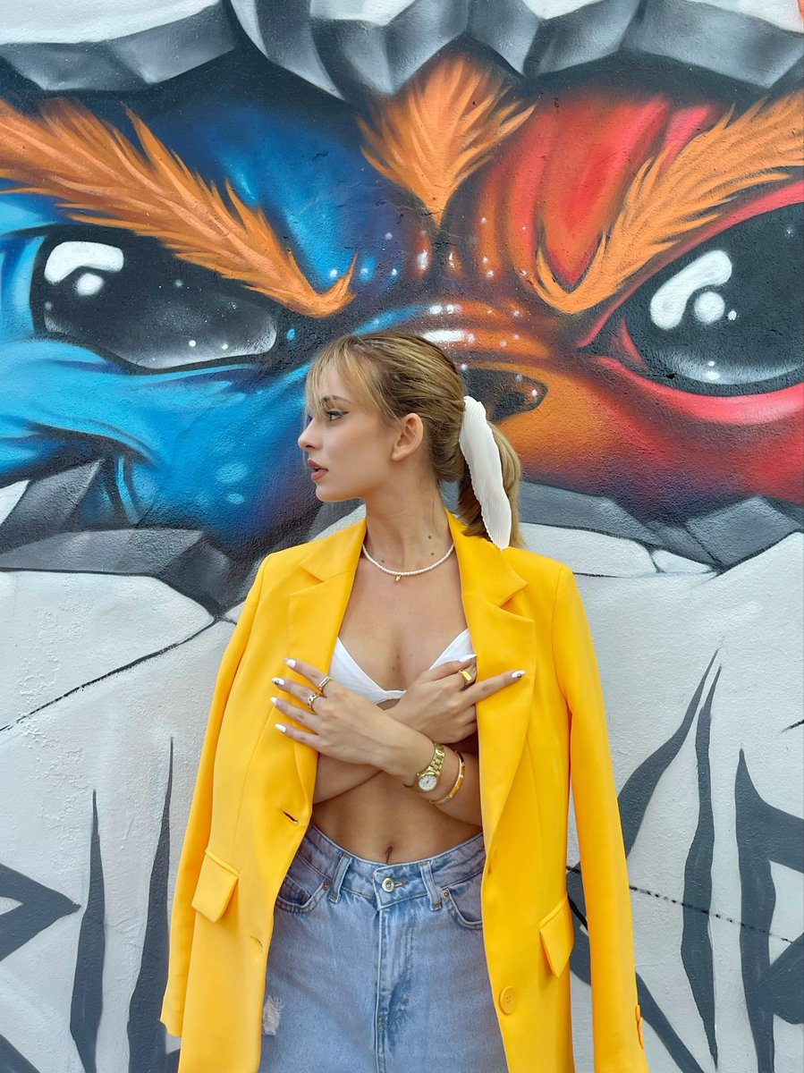 cemresolmazcm's tweet image. 👁