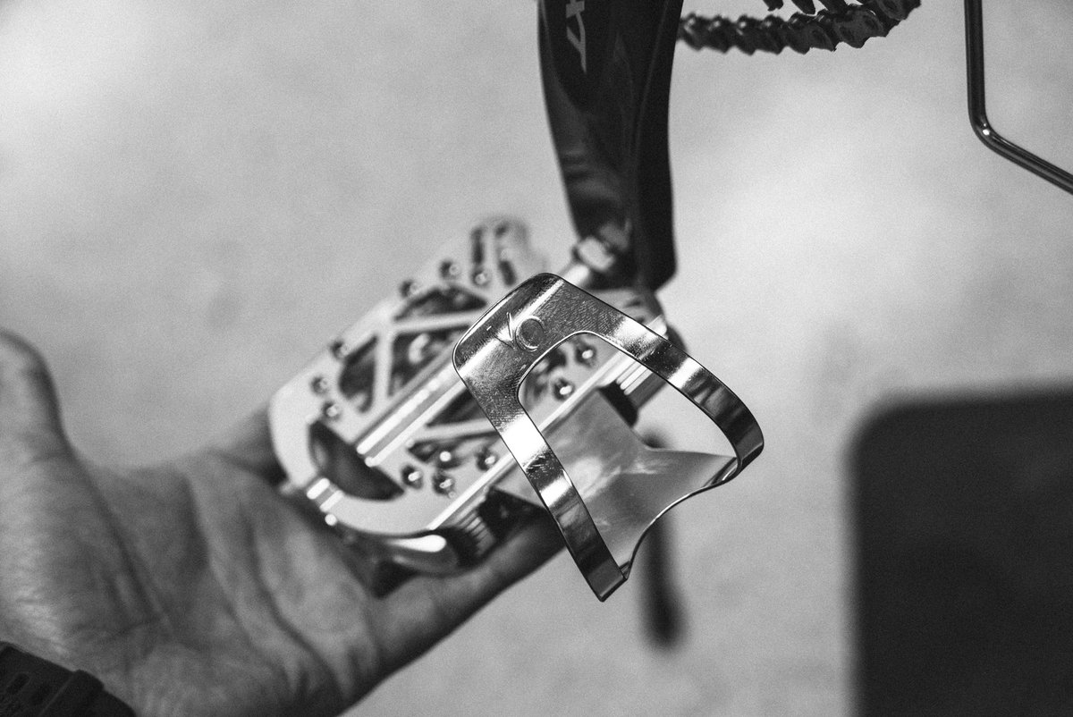 Velo_Orange's tweet photo. A Piolet being built up for someone on Youtube. https://t.co/eEMJWiuNON