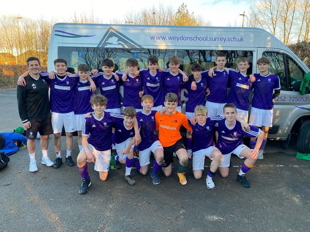 WeydonPE's tweet image. 🔥National Cup 1/4 finalists🔥

A great 5-3 AET win for the year 10 A team in the National Cup against a strong @thomashardye . They showed great resilience to bounce back from 2-0 down. Goals from Thompson, Pechev and a hat trick from MotM Fabry. #TintiTime