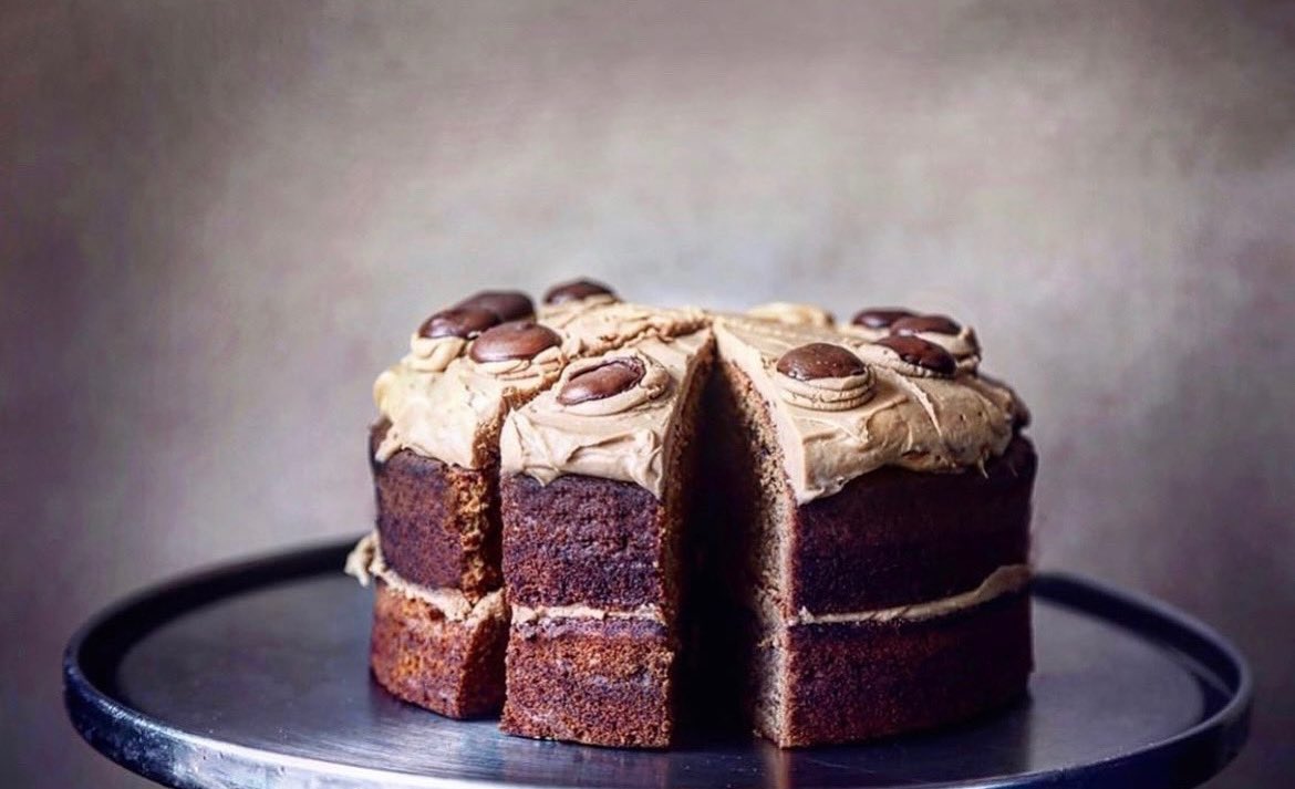 It’s almost Friday, and we’ve almost made it through January. That definitely calls for celebratory cake 🍰 #Yardbird #Cake #DryJan