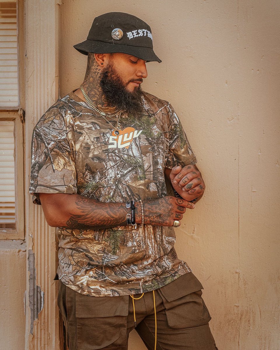 sluvthyenemy's tweet image. SLUV CAMO @ luvethyenemy.com 

#clothingbrand #clothing #fashion #love