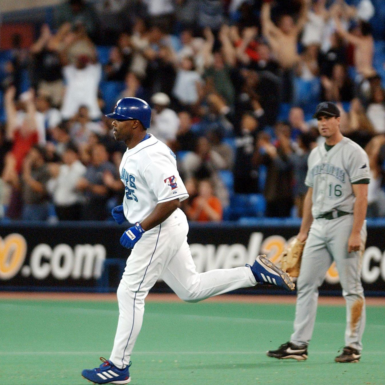 Happy Birthday to our all-time home run leader, Carlos Delgado! 
