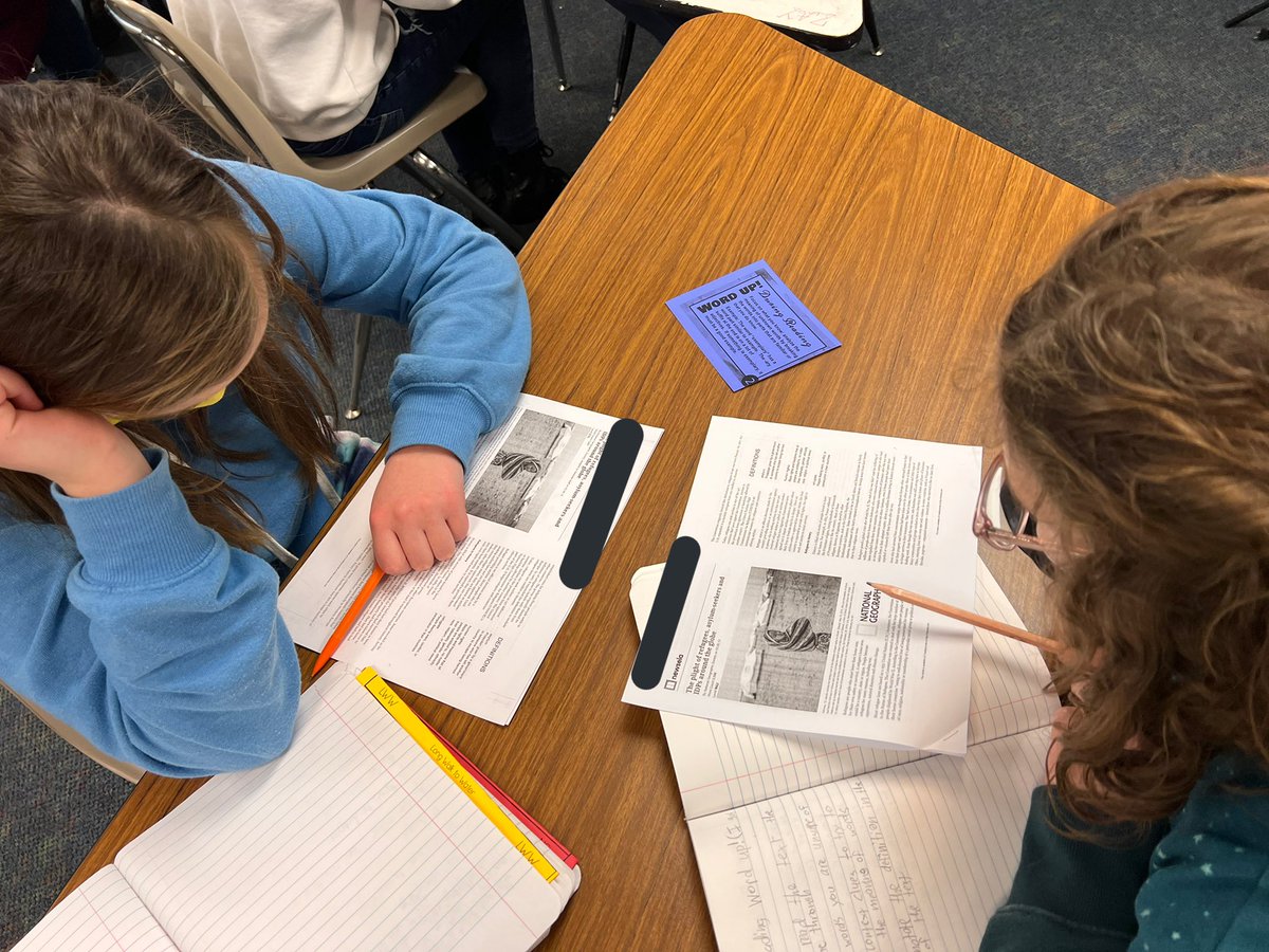 nicole_nowlin's tweet image. Sometimes just changing the environment can up engagement. Such an easy way to do inside/outside ⭕️ and meet with appointment partners. @EmilyAierstok we are loving your close reading task cards to keep us focused #tlap @LSR7 #hookoftheweek @burgessdave #interiordesignhook