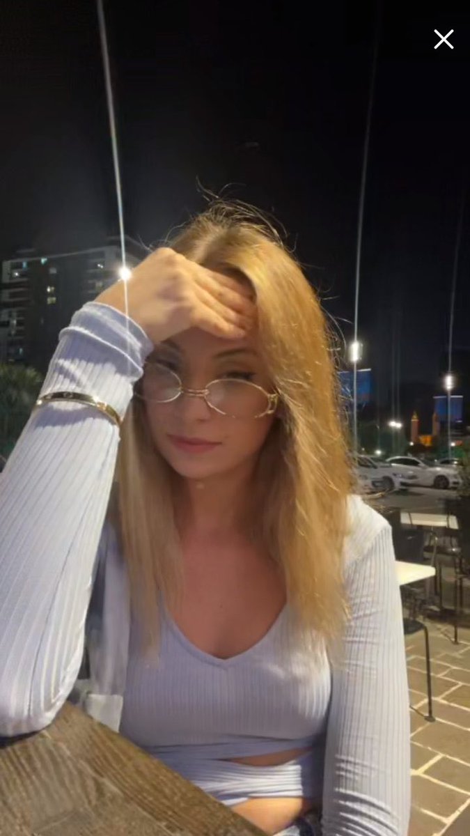 cemresolmazcm's tweet image. Bakim ay vallaha iğrenç bi sabah