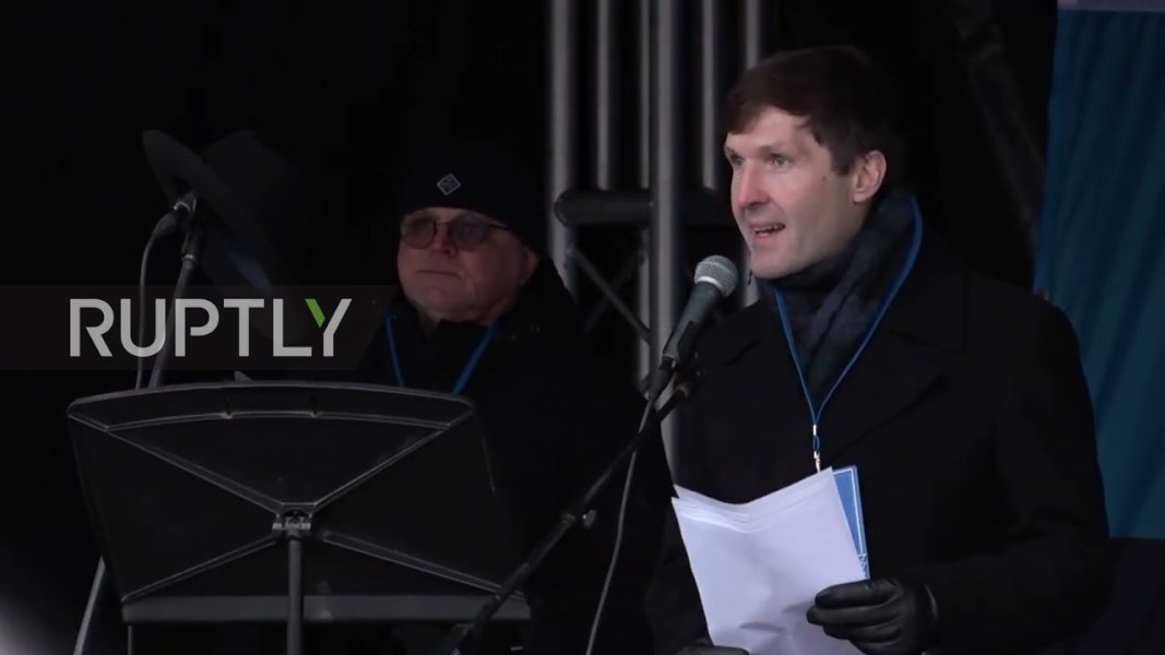 RollingRevolt's tweet photo. #RightBias #GovBias
Estonia: Hundreds #protest high electricity prices in Tallinn
https://t.co/sYw9TXqW3I
By Ruptly - 23 Jan 2022

3M 34S

#BROLL
#flags
#preprinted
#Statement 0:38 1:22 
#Interview 2:28
#handwritten

rr-1453 #RollingRevolt https://t.co/YX3pK3mqcJ
