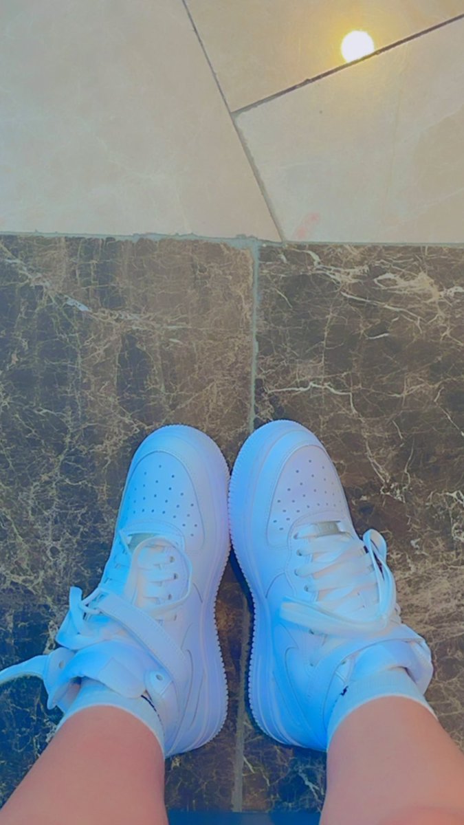 cemresolmazcm's tweet image. Gel benimkilerle bekliyoruz