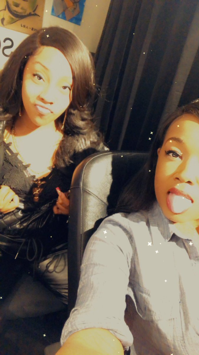 KayTeeee_____ tweet picture