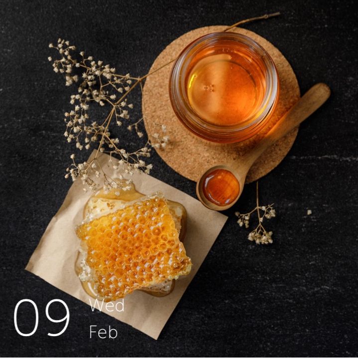 RealFarmED's tweet photo. Beauty and the Bees 🐝
Join us for an evening (18:00 – 21:00), of learning how to make your own health and beauty products from honey, beeswax, propolis and other natural resources. Will you Bee joining us?
#beekeeper #cotswoldbees #ukbee #beeproduce #beelove https://t.co/G5YKUtnnln