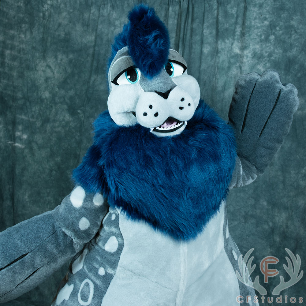 P0Eproductions's tweet image. Time to SEAL THE DEAL! 🦭 Meet Skye, the Weddell Seal! We ADORE her big flippers (with wrist escapes!), chest puff, all her spots, and her BIG OL' TAIL! 💙What's the proper onomatopoeia for seal sounds? 🤔