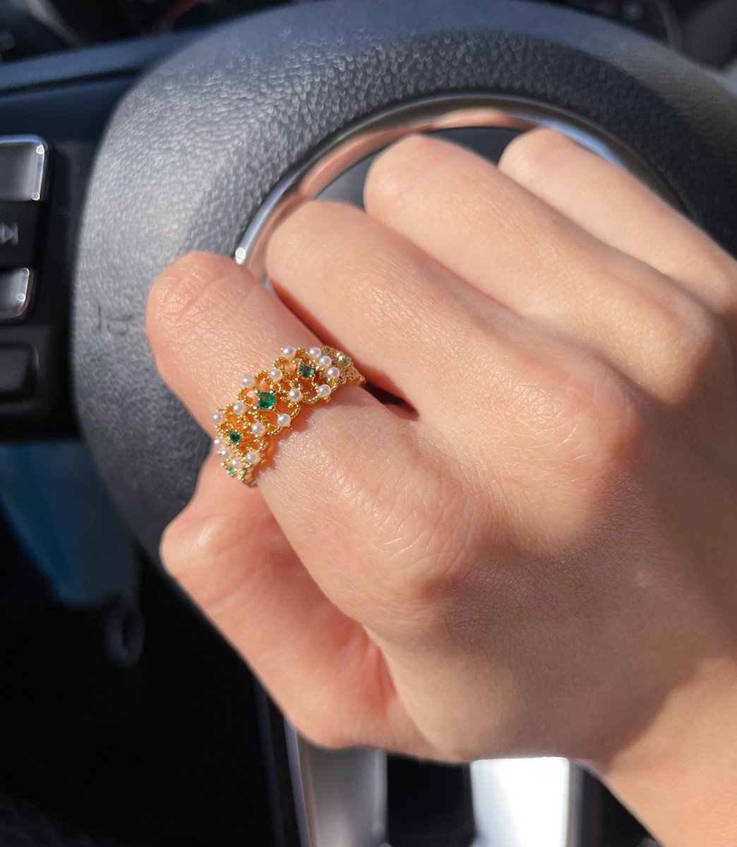 PearlStoneStore tweet picture