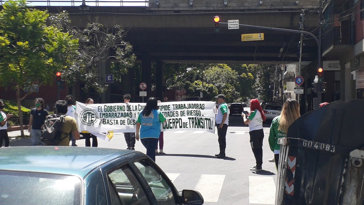 ATEtransitocaba's tweet photo. El @MarceDaless escuchará el reclamo de lxs trabajadorxs del @SeguridadBA? #DGCOPE #CuerpoDeTránsito #PlanDeLucha https://t.co/hDPLoHCtlG