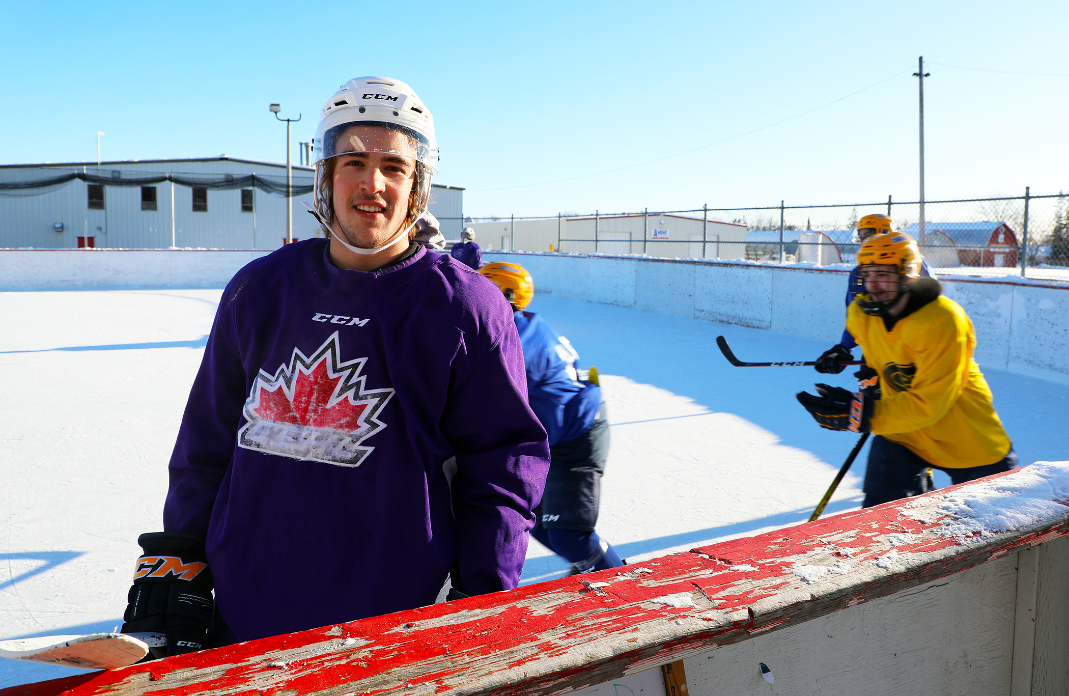 Jake Davies (ScoopDavies) / Twitter