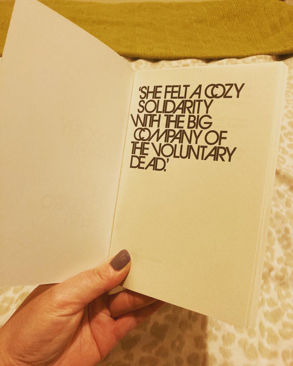 BookOdyssey's tweet image. 💛 #currentlyreading #penguinmodernclassics