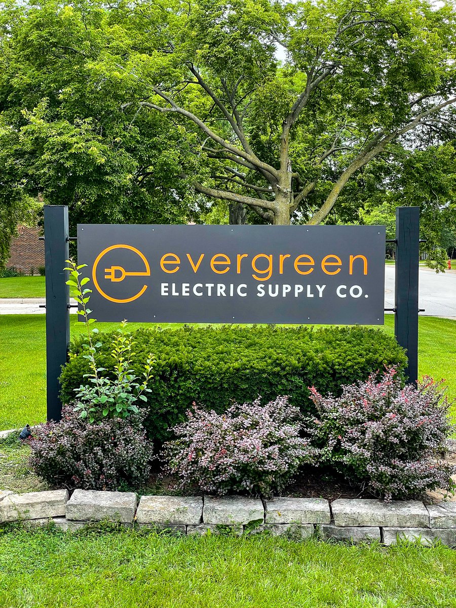 FASTSIGNS2387's tweet image. A good-looking post &amp;amp; panel sign can help create a positive first impression! #fastsigns #fastsigns2387 #panelsign #graphicdesign #branding