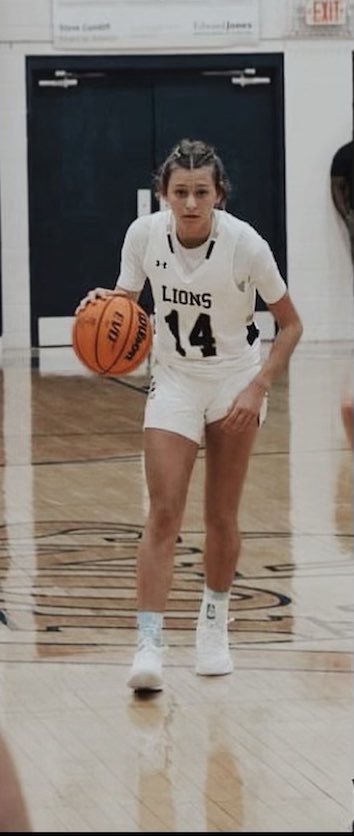 STARZ 2023 5-9 SG LINDSEY MURR (1A-Lindsay Lane HS) recently scored her 1,000th Point!  Congrats to <a href="/murrlindsey/">Lindsey Murr</a>!  👏  Go STARZ! ⭐️