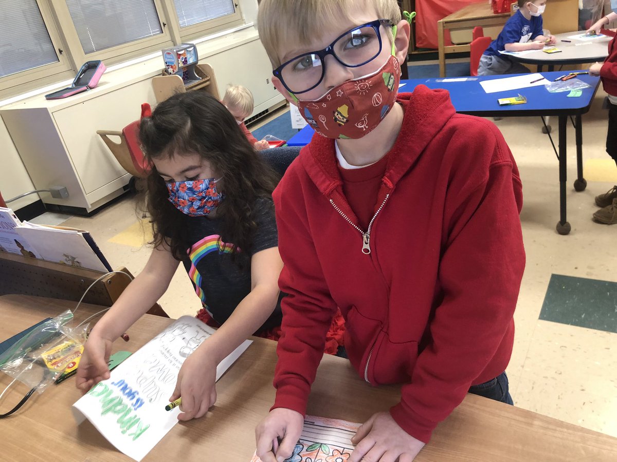 We had so much fun visiting and coloring with our Preschool Buddy Class! 🥰 #ltps #lesltps <a href="/MNLockett/">Melissa Lockett</a> <a href="/MelissaWallLES/">Melissa Wall</a>