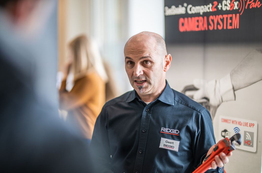 There are many benefits that online tools bring to our customers, but live product trainings will continue to remain a key success factor.
Let's discuss more details about the future of training in the trades industry.

Happy reading!

ridgid.eu/gb/en/the-impo…