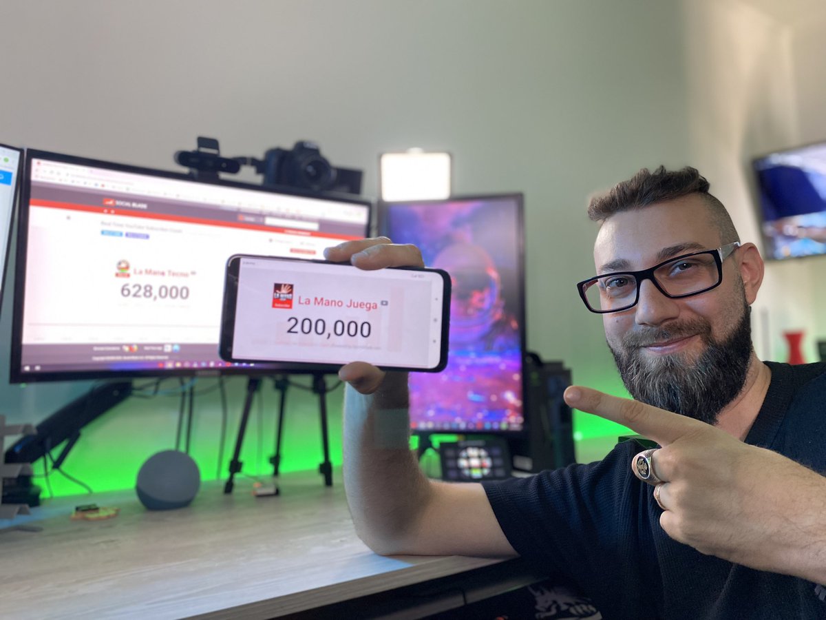 Es una LOCURA...llegamos a los 200k en La MANO JUEGA y los 628k en LA MANO TECNO... GRACIAS a TODOs por apoyarme en ESTE SUEÑO...es INCREÍBLE como a veces nos ponemos en AUTOMATICO y no tomamos NOCIÓN de lo que esta pasando con estos CANALES... cada día más cerca del MILLON!
