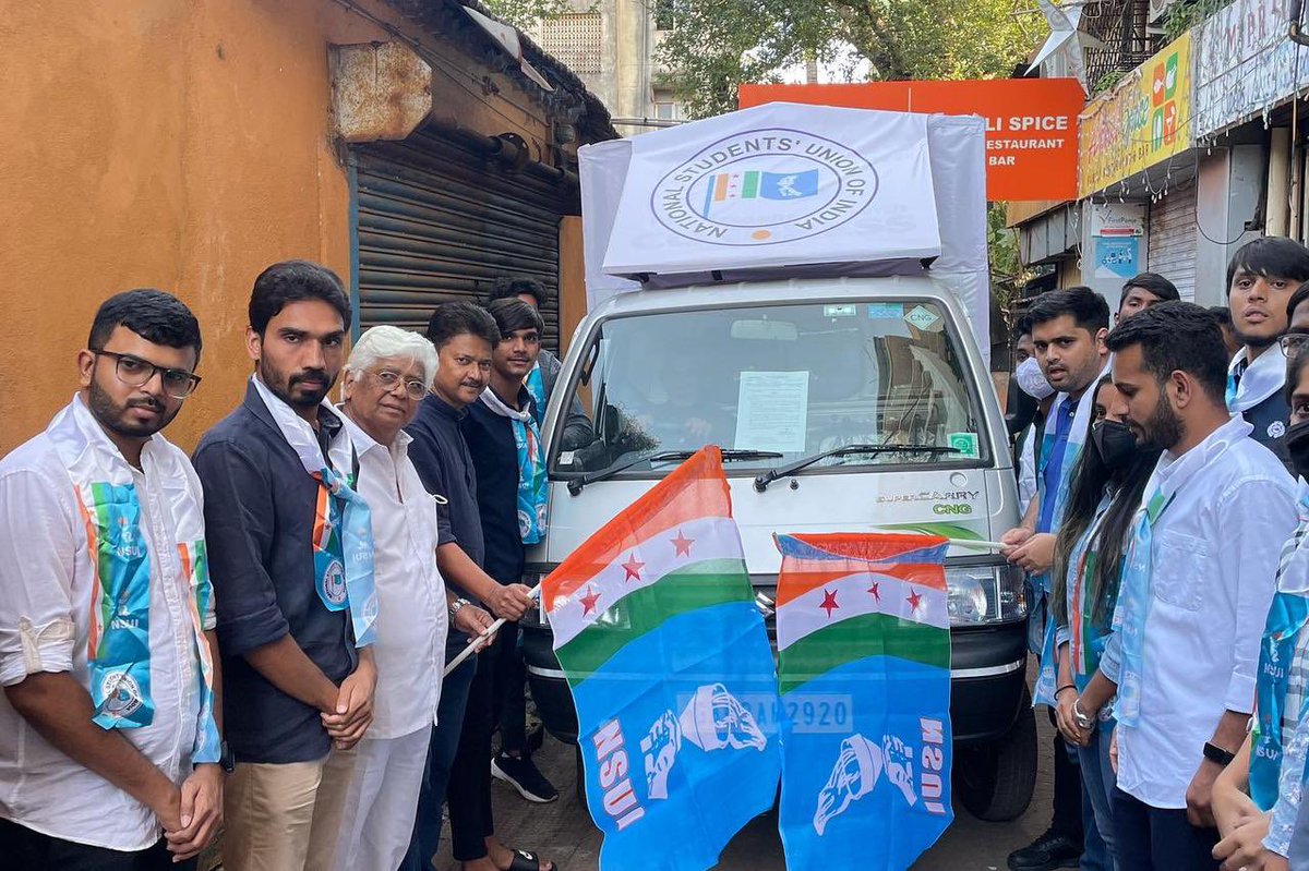 Dron_Yadav's tweet photo. Stills from launching of @NSUIGoa manifesto for the Students.
@nsui is committed to work for the interests of students and will make sure that more and more students vote for their better future in the upcoming Assembly polls.
@Neerajkundan 
#NSUIForStudents
#CongressForStudents https://t.co/0tRXsHOLEv