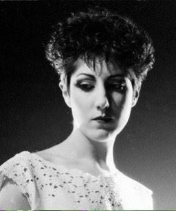 Gillian Gilbert-Morris, keyboardist, guitarist 
and 
New Order s queen 

Happy birthday 