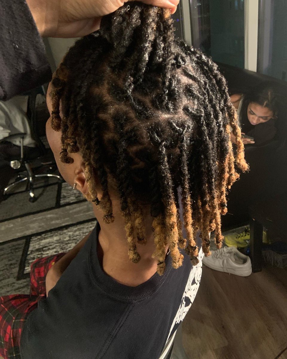 Love Is In The Air !! 💓💓 ALL STYLES 14% OFF When you book Feb 1. - Feb 14. This Offer Won’t Last Forever ❤️
💓

💓

💓
#atlantahairstylist #atlmenbraids #atllocstylist #atlbraider #atlbraids #fvsu #fvsu22 #fvsu23 #fvsu24 #fvsustylist #fvsuhair #braidstyles #twiststyles