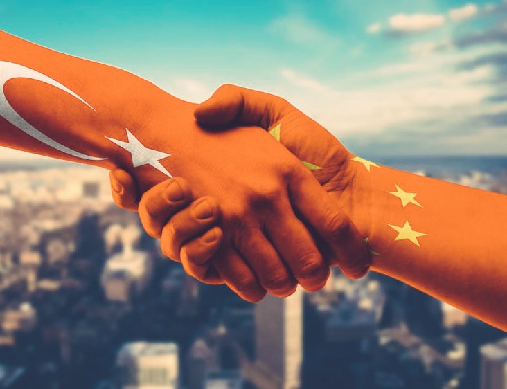 2018 - TÜRKEI 
Türkischer Geheimdienst bietet einem uigurischen Muslim an, bei der Furkan Bewegung zu spionieren. Er soll interne Informationen bringen.
Dieser lehnt es ab und wird daraufhin an #China ausgeliefert.

TehditlerTeklifler ŞüpheliKaza 
AlparslanHoca CanlıYayın